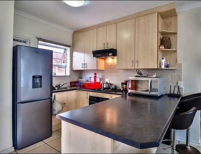 2 BEDROOM TOWNHOUSE RENTED IN WALMER HEIGHTS